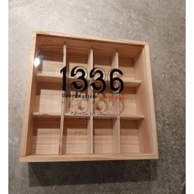 Coffret bois 12 cases